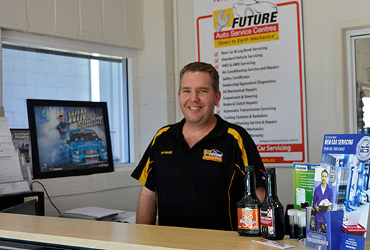 Are Franchisees Required to Work in the Stores?